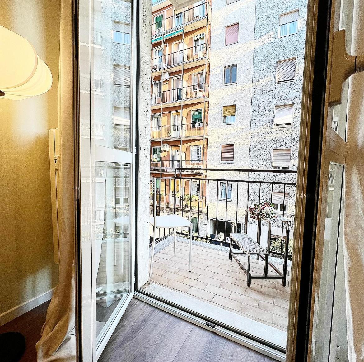 Lawyer House Milan Apartment Bagian luar foto