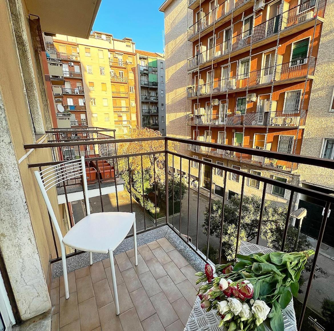 Lawyer House Milan Apartment Bagian luar foto